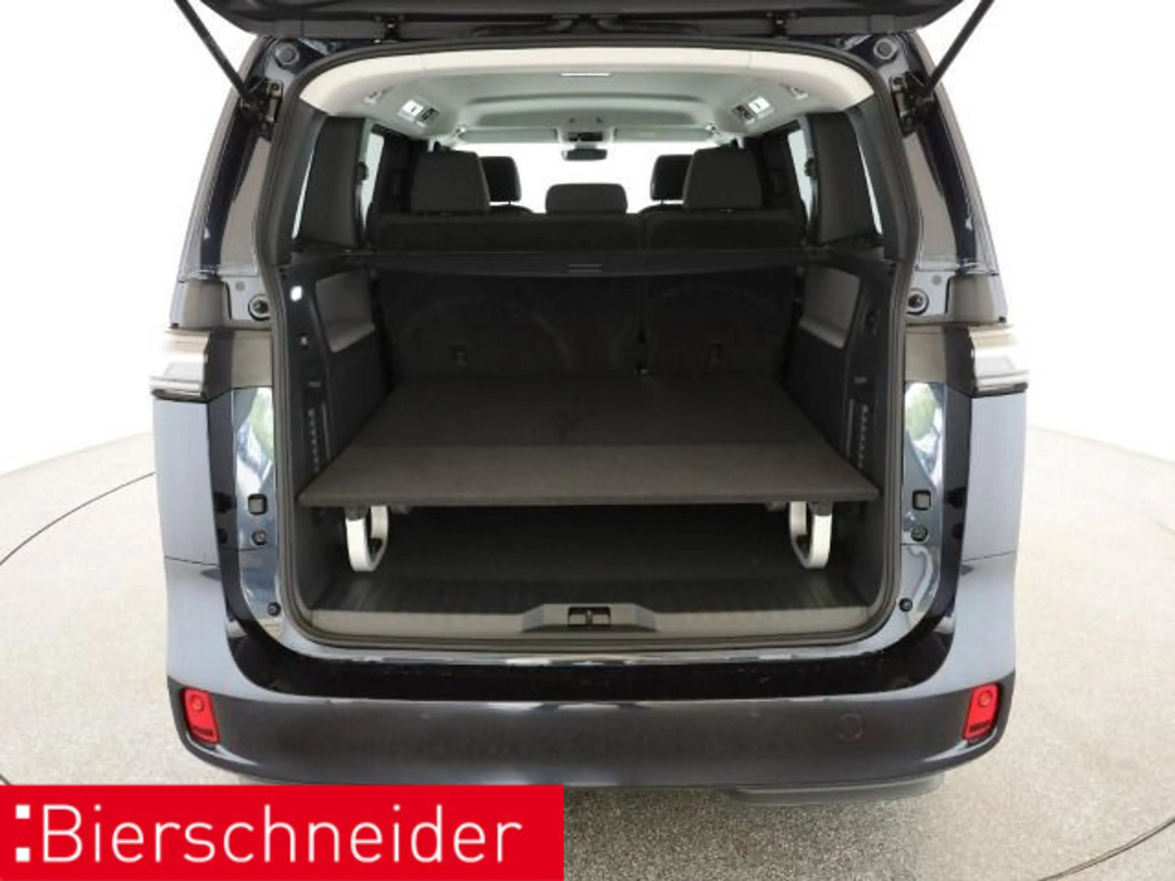 Volkswagen ID. Buzz Pro AHK ACC WÄPU CAM — photo 8