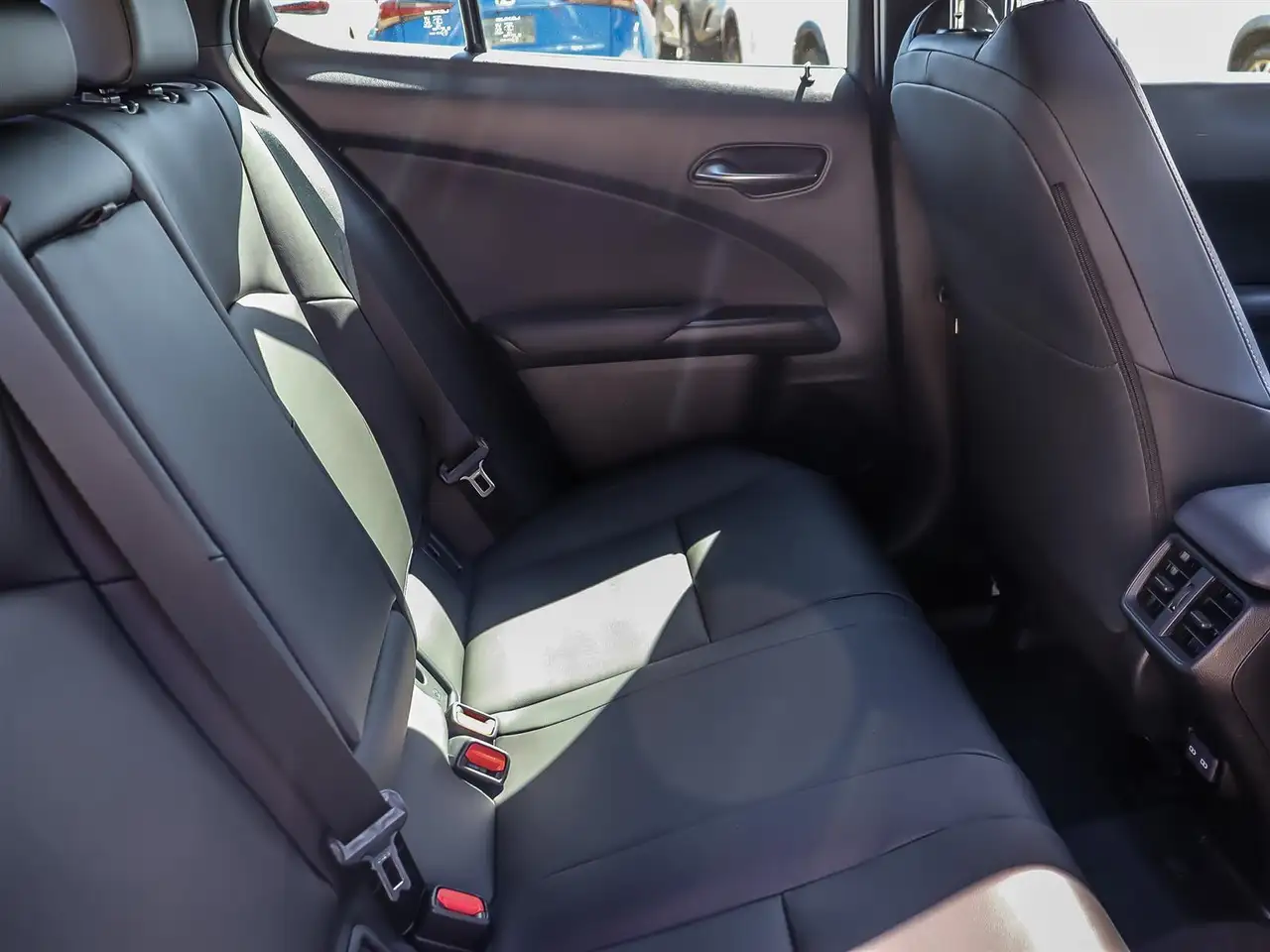 Lexus UX fotografie Lexus UX