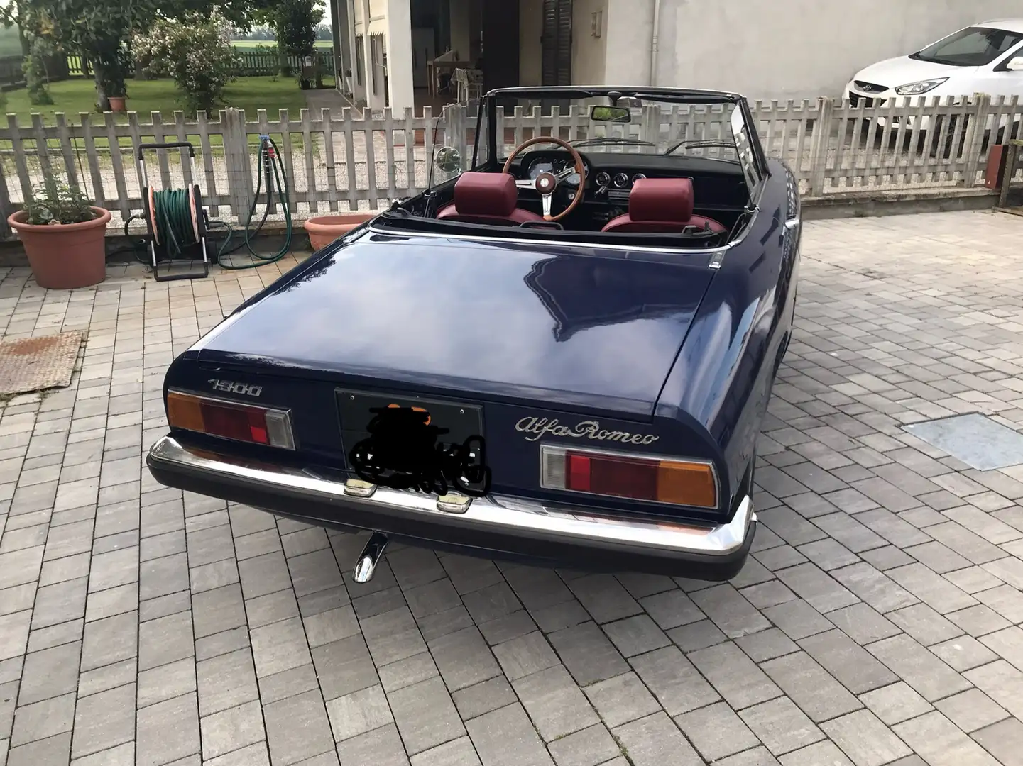Alfa Romeo Spider 1300 coda tronca iscritta ASI Blau - 2