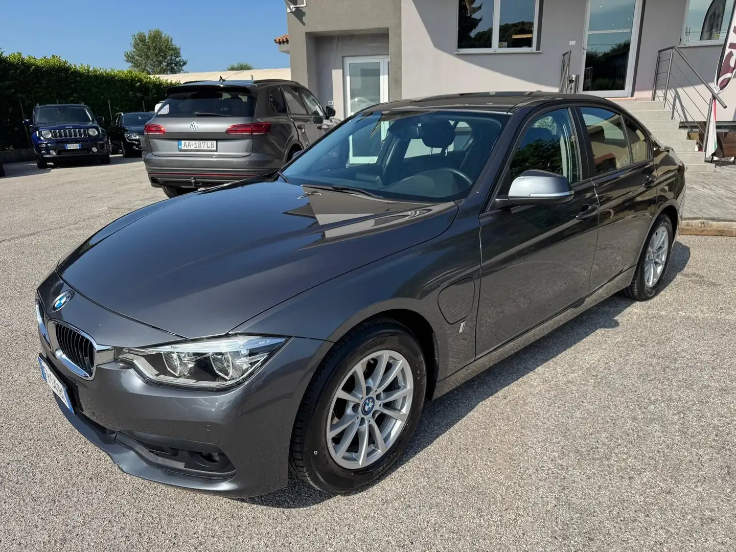 BMW 330 330E iPerformance Advantage Plug-in Hybrid Gris - 1