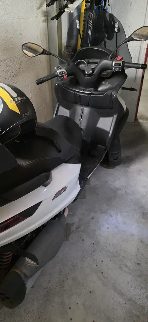 Piaggio MP3 350 Blanc - 2