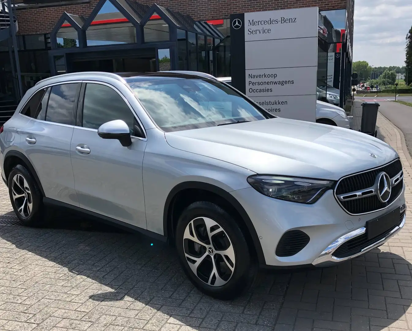 MERCEDES-BENZ Glc