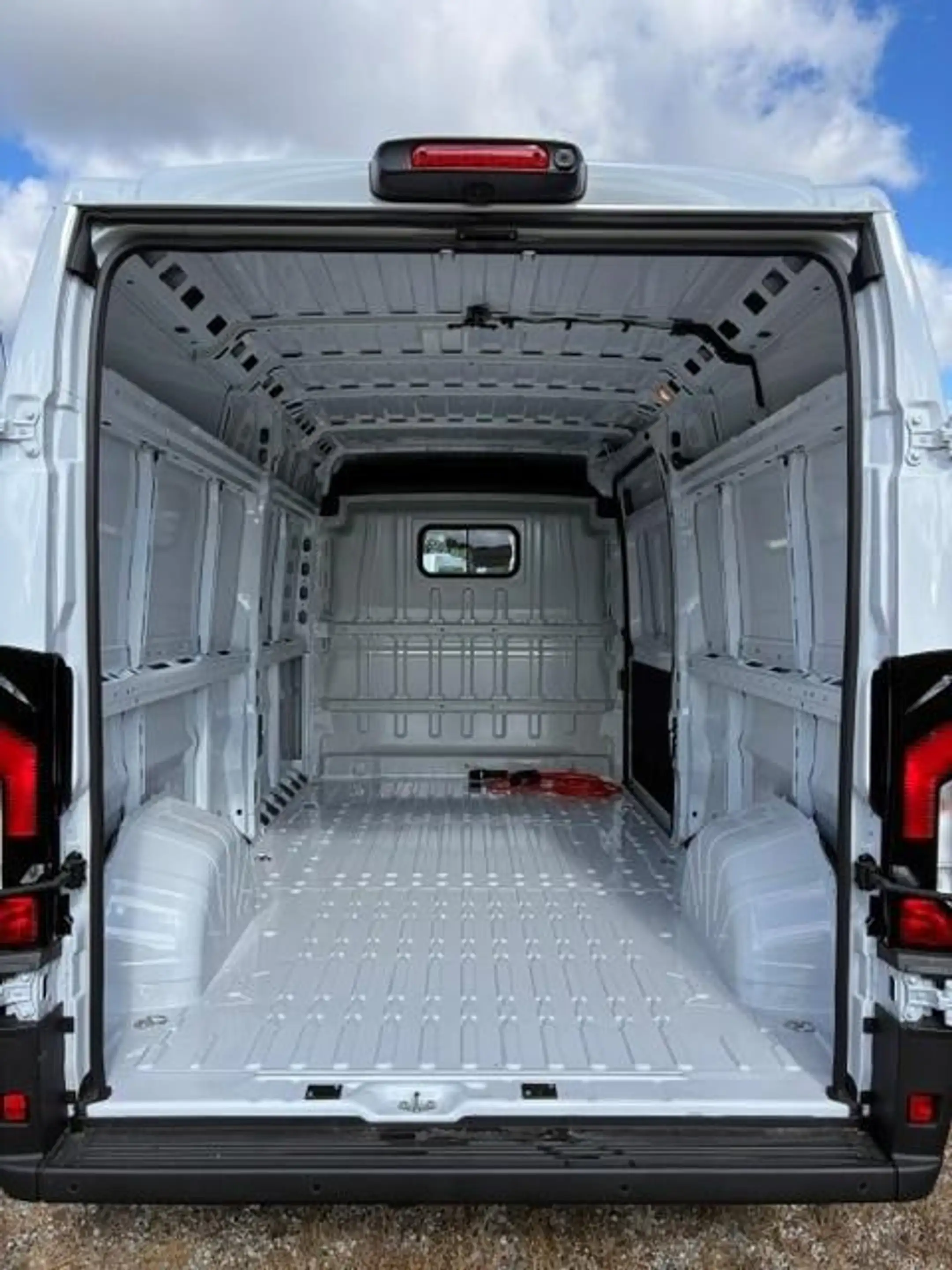 Citroen Jumper ë-Jumper 3.5t L4H3 Zwaar 110 kWh | Achteruitrijcam — photo 7
