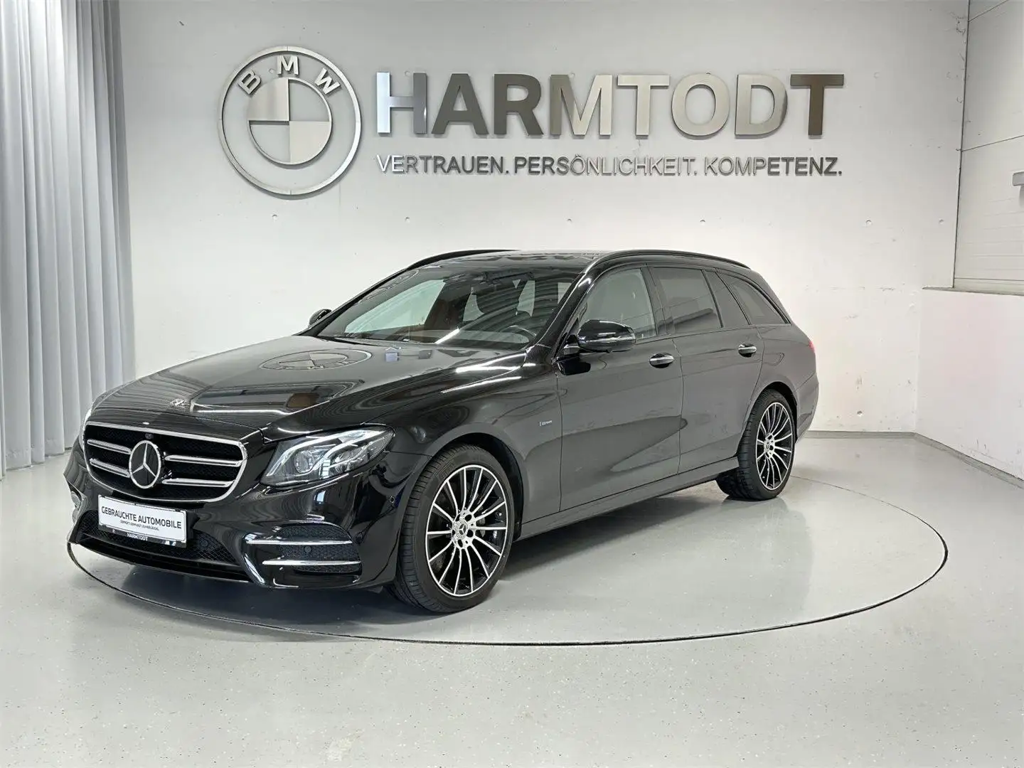 Mercedes-Benz E 300 de T-Modell Noir - 1