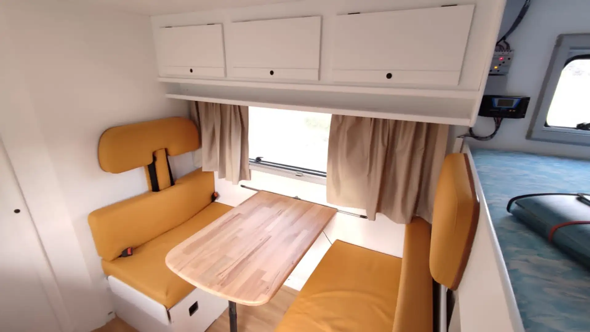 Ford Transit Transit 100 L D Czerwony - 2