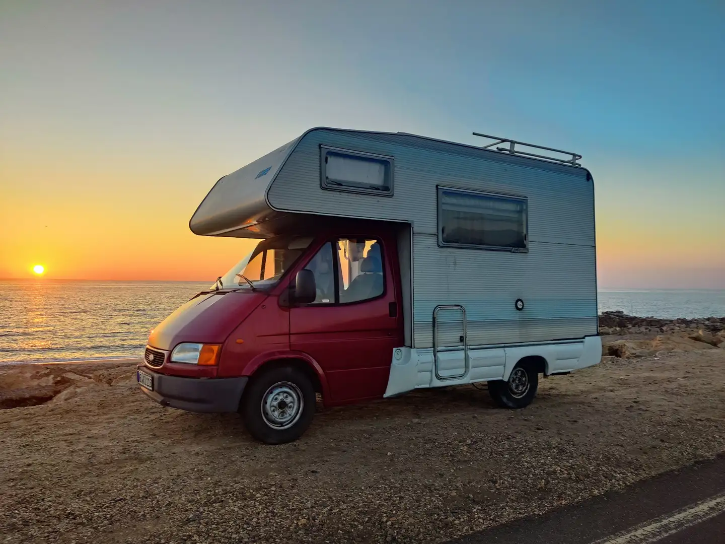 Ford Transit Transit 100 L D Czerwony - 1