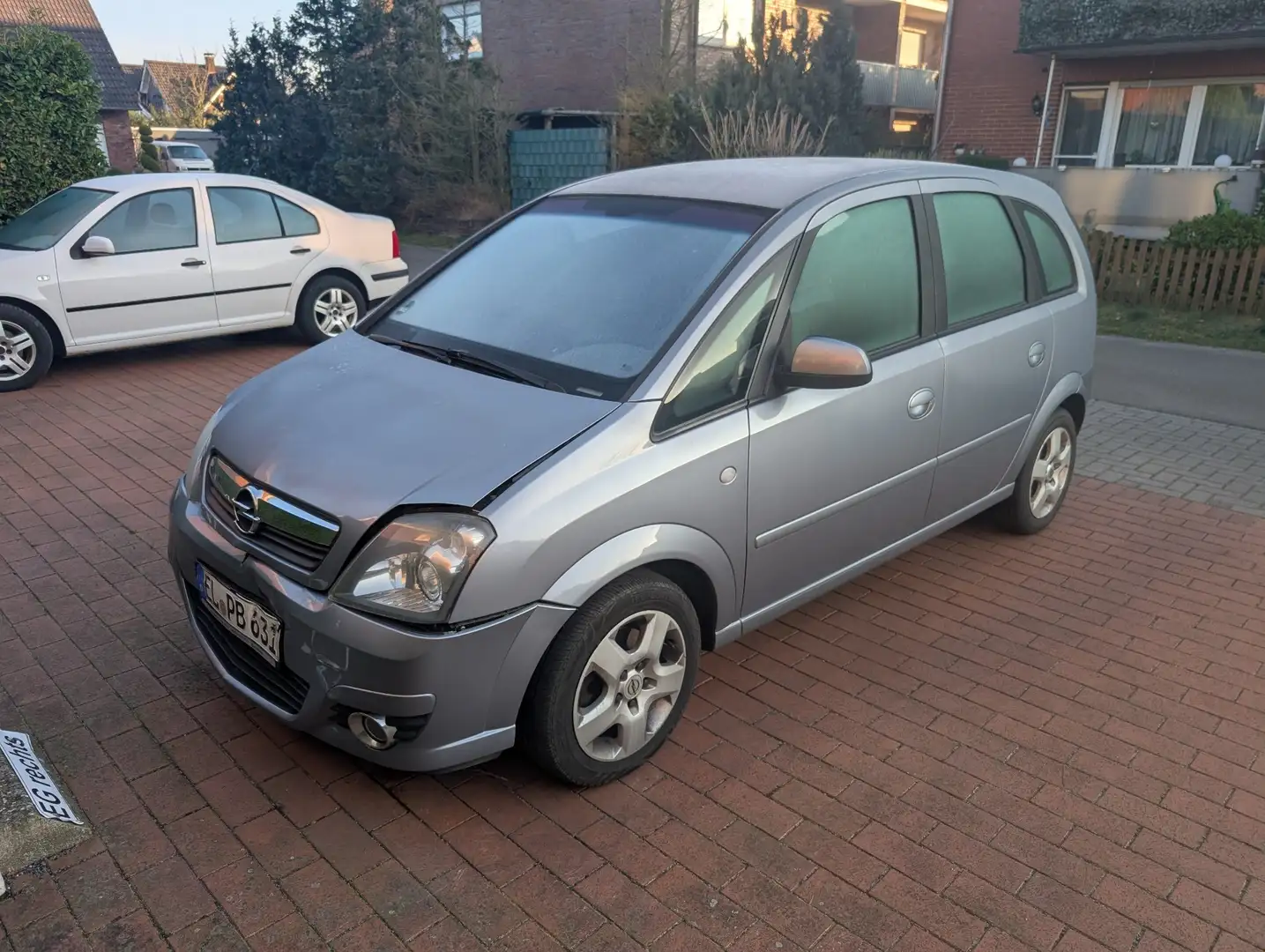 Opel Meriva 1.6 16V Easytronic Selection 110 Jahre - 1