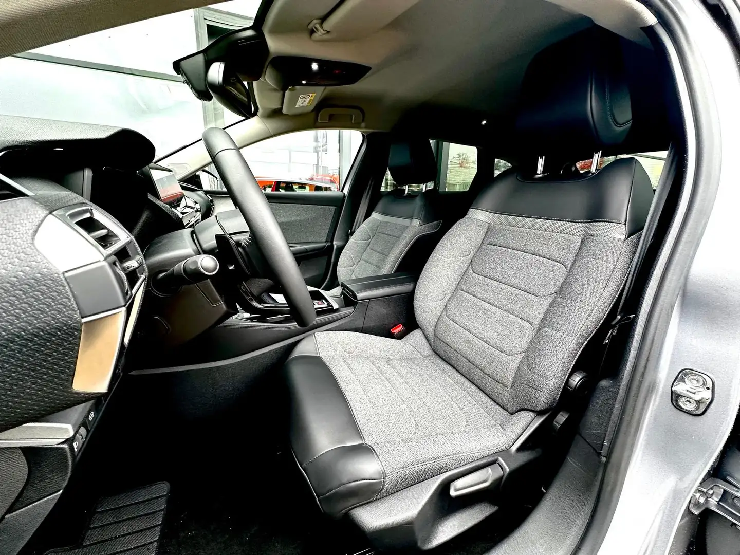 Citroen C5 X 1.2 12V e-THP / PureTech Gris - 2