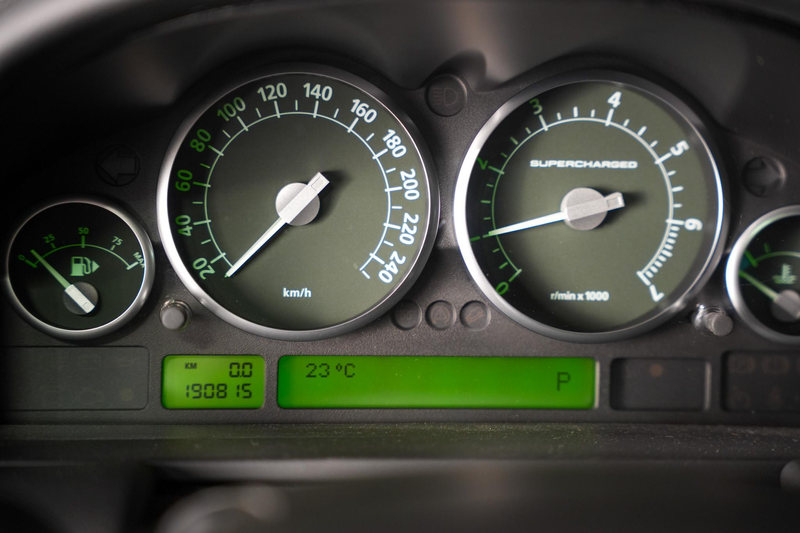 Land Rover Range Rover Supercharged V8 Youngtimer — photo 14