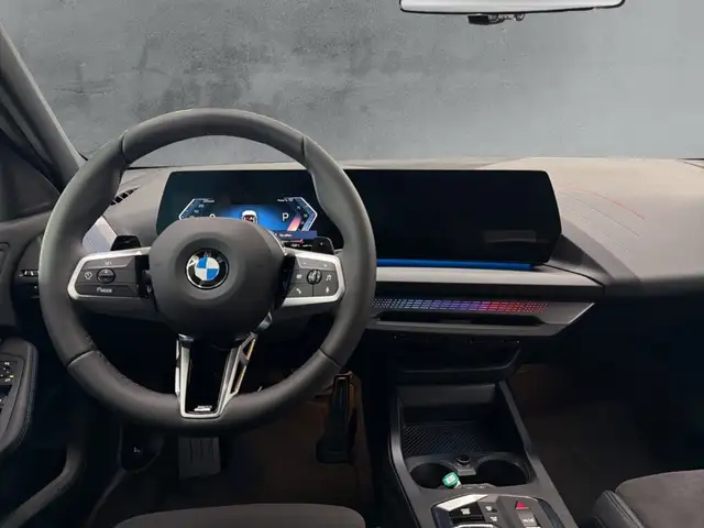 BMW 1 Series view 10