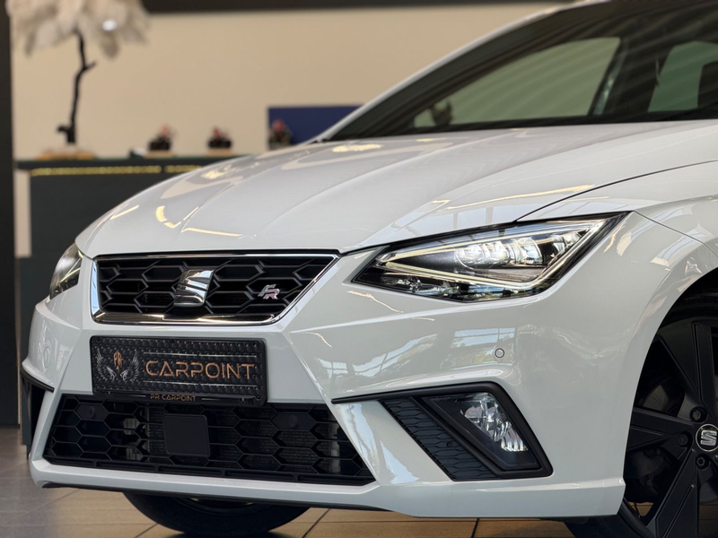 SEAT Ibiza Black Edition FR/LED/CarPlay/ACC/BT/ — photo 5