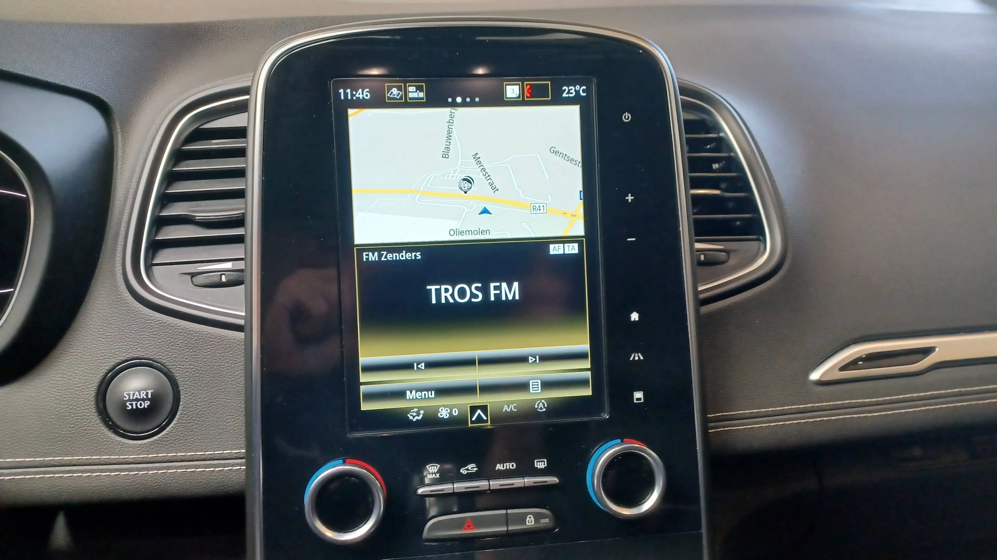 Renault Grand Scenic Grand Scénic 1.33 TCe Techno EDC GPF 7pl — photo 13