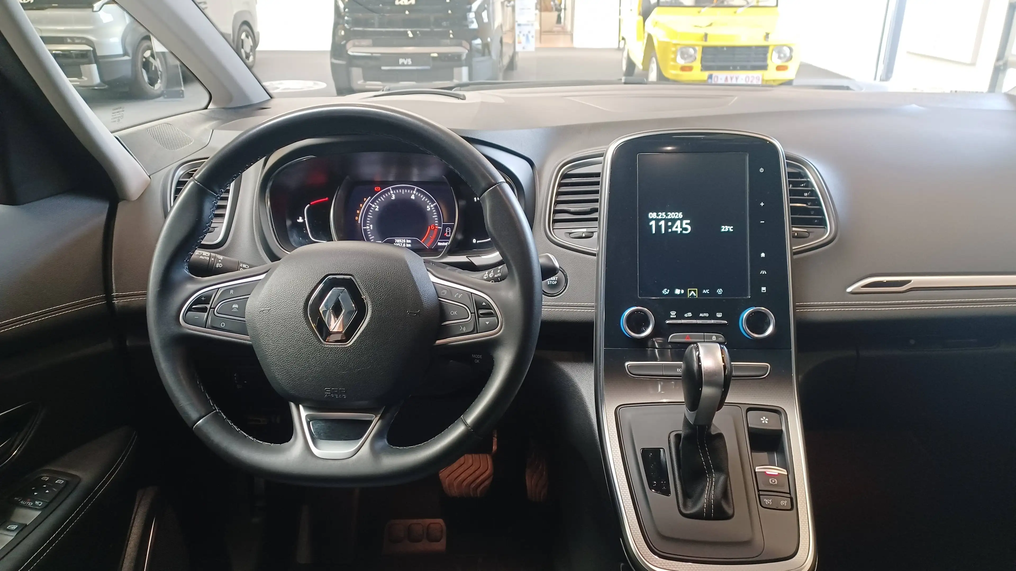 Renault Grand Scenic Grand Scénic 1.33 TCe Techno EDC GPF 7pl — photo 11