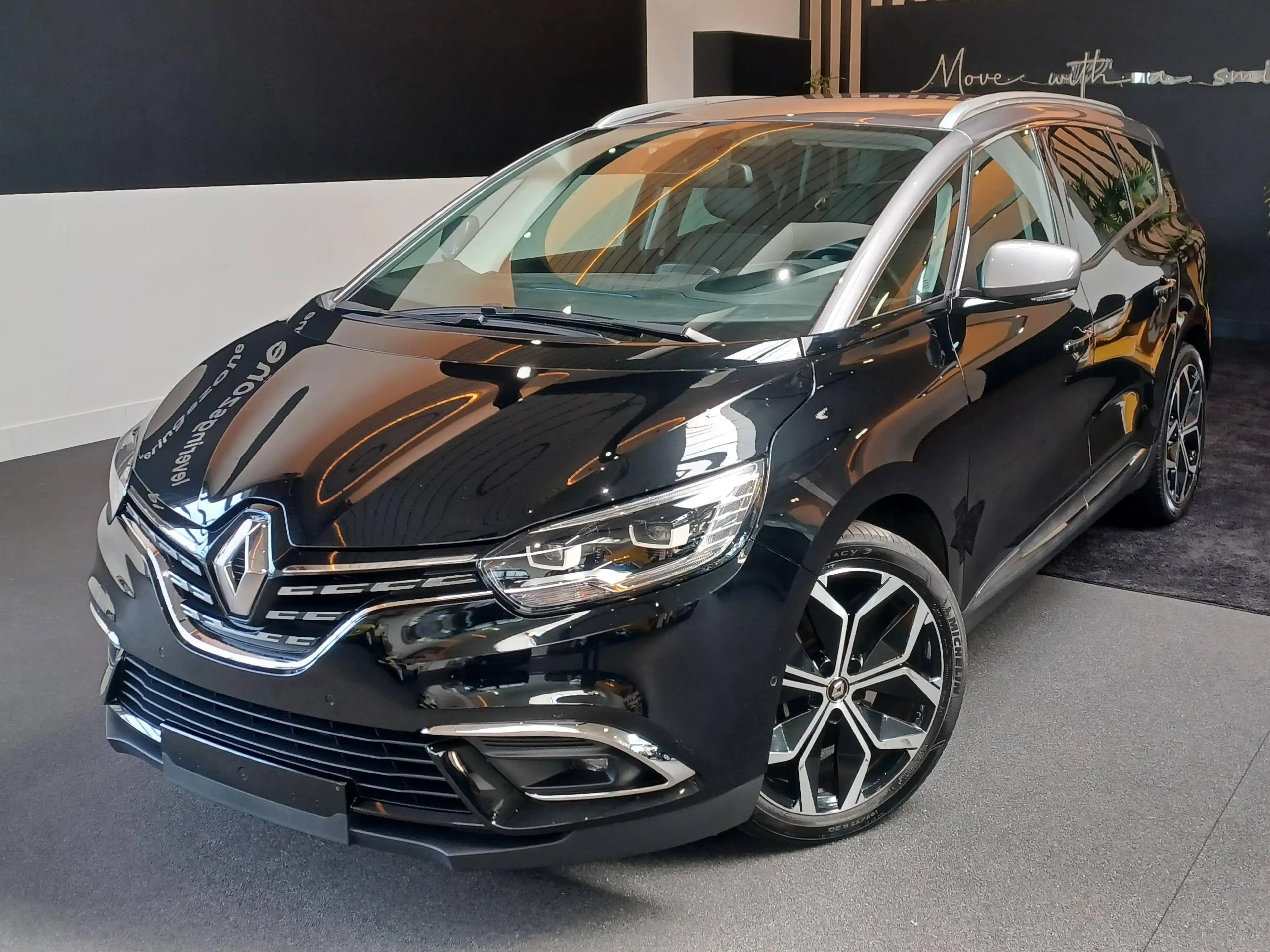 Renault Grand Scenic Grand Scénic 1.33 TCe Techno EDC GPF 7pl