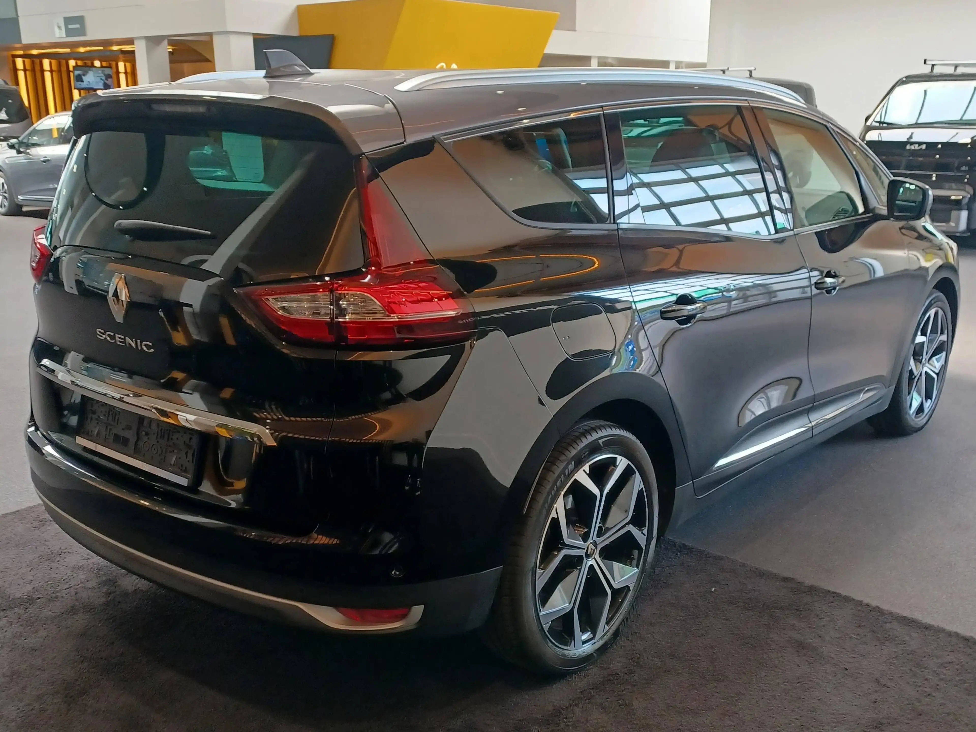 Renault Grand Scenic Grand Scénic 1.33 TCe Techno EDC GPF 7pl — photo 5