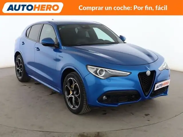 Alfa Romeo Stelvio view 8