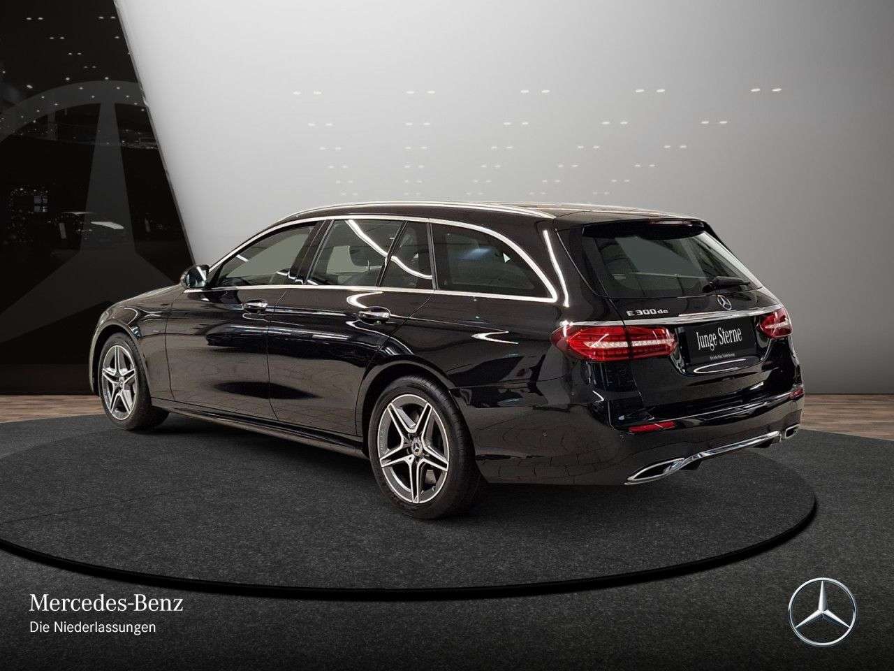 Mercedes-Benz E 300