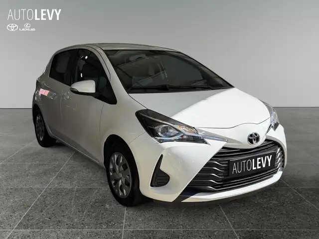 Toyota Yaris view 8