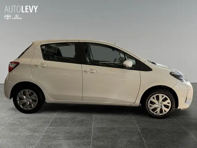 Toyota Yaris view 7