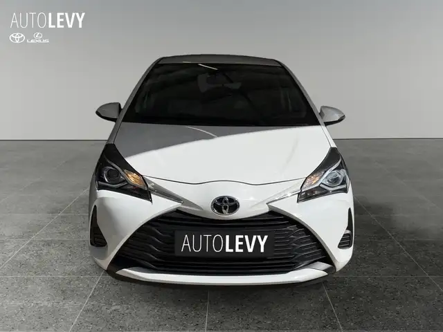 Toyota Yaris view 9