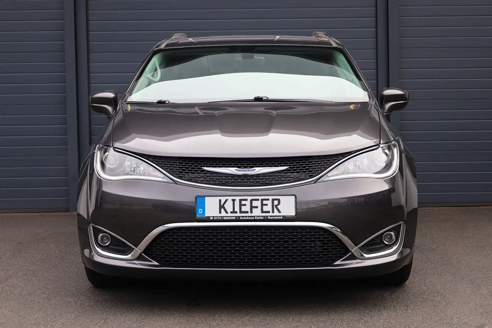 Chrysler Pacifica 3.6 V6/8-Sitze/SHZ/TOTW/KAMERA/BTH/R18 Grün - 2