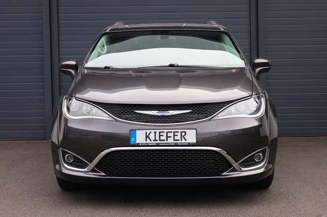 Chrysler Pacifica 3.6 V6/8-Sitze/SHZ/TOTW/KAMERA/BTH/R18