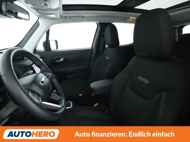 Jeep Renegade view 10