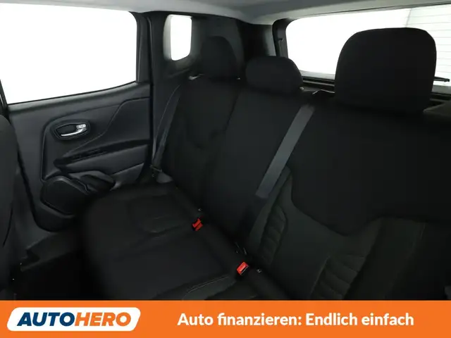 Jeep Renegade view 14