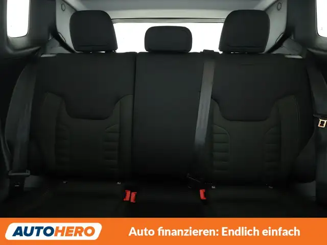 Jeep Renegade view 16