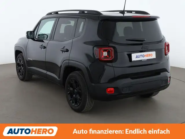 Jeep Renegade view 4