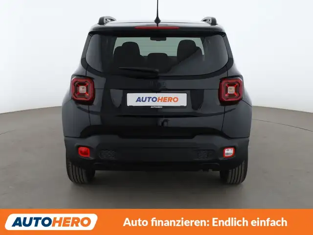 Jeep Renegade view 5