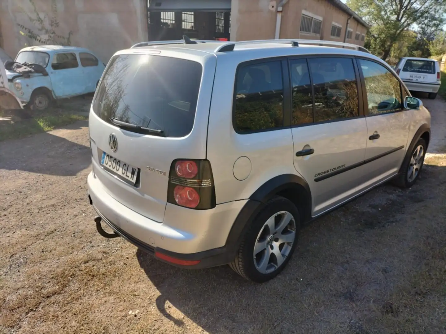 Volkswagen Touran Familiar Automático de 5 Puertas Argento - 1