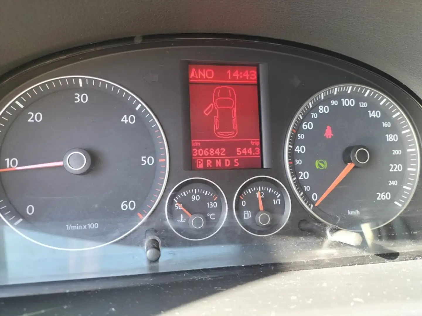 Volkswagen Touran Familiar Automático de 5 Puertas Argento - 2