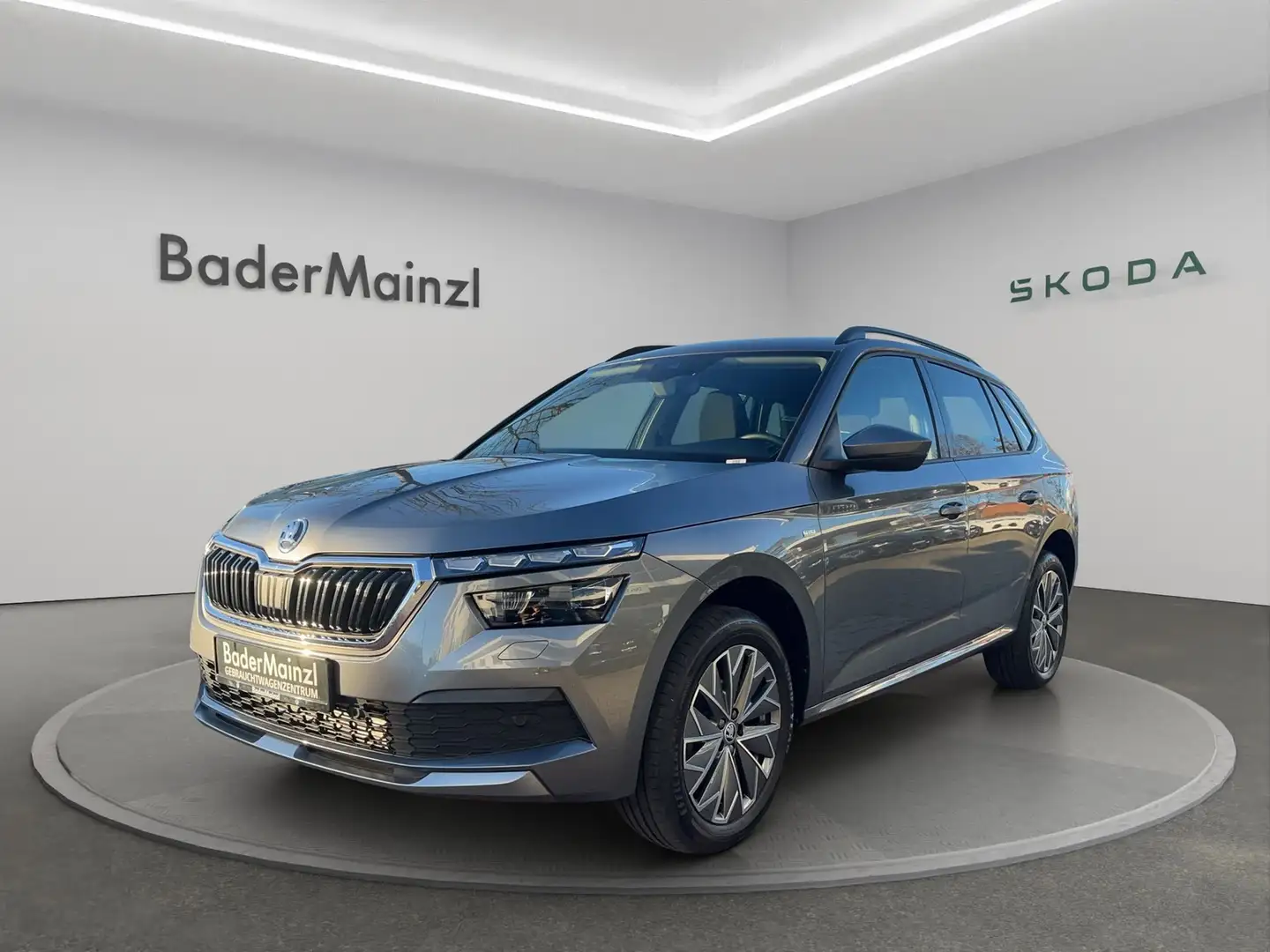Skoda Kamiq 1.0 TSI Sitzheizung Grau - 1