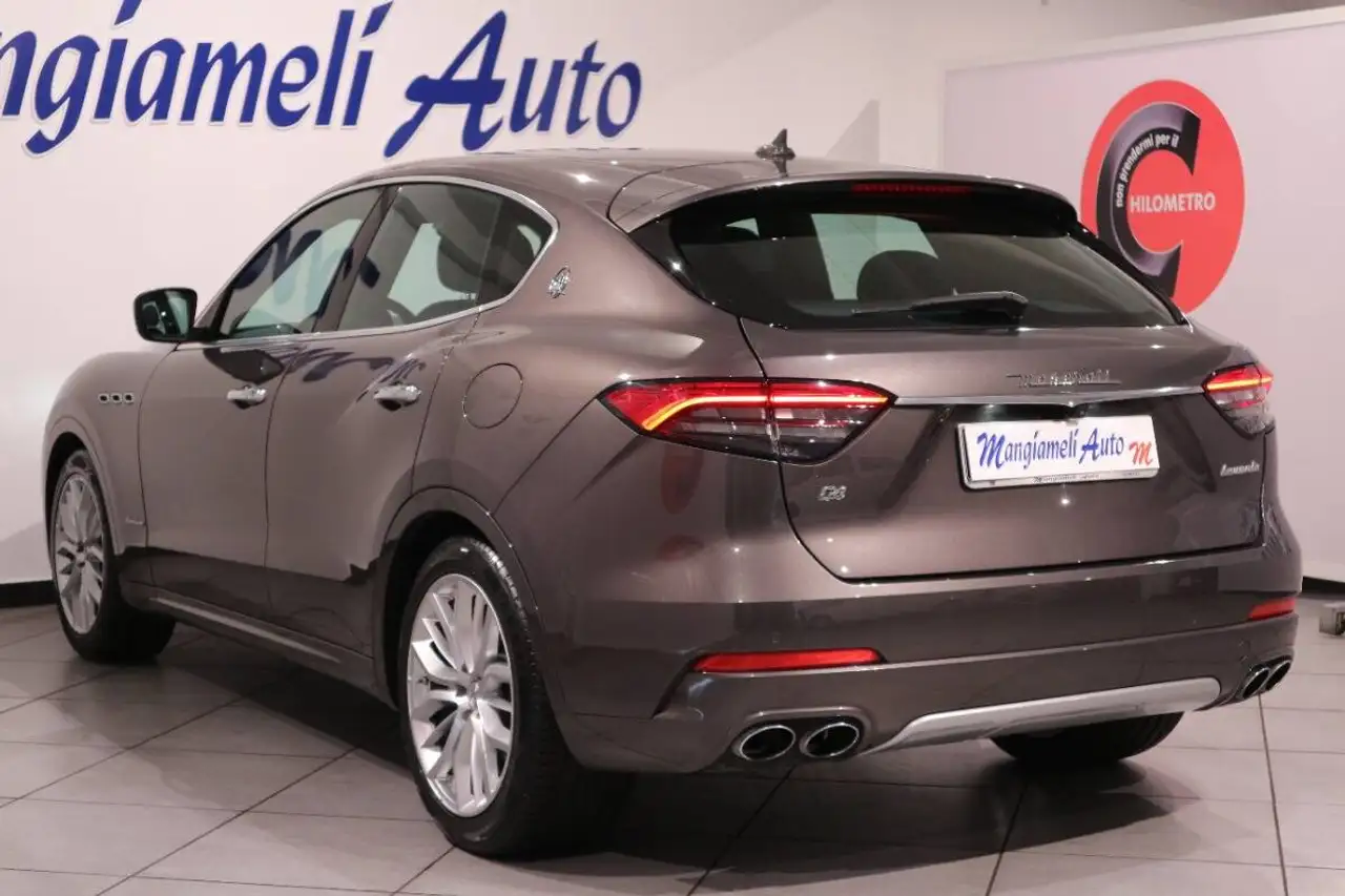 Maserati Levante 2021