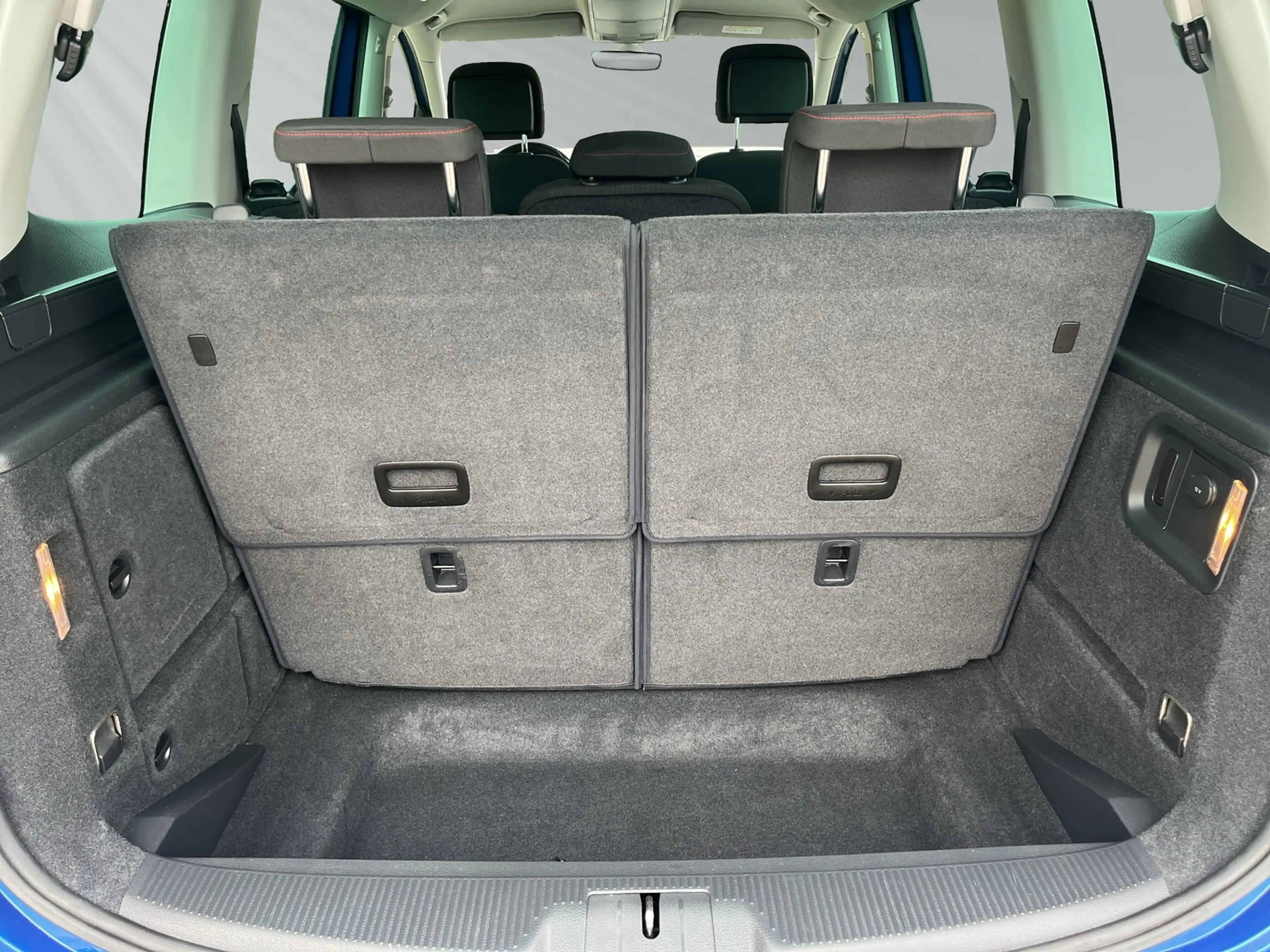 Volkswagen Sharan 1,4 TSI DSG SOUND  7.SITZER+ACC+NAVI+SHZ — photo 6