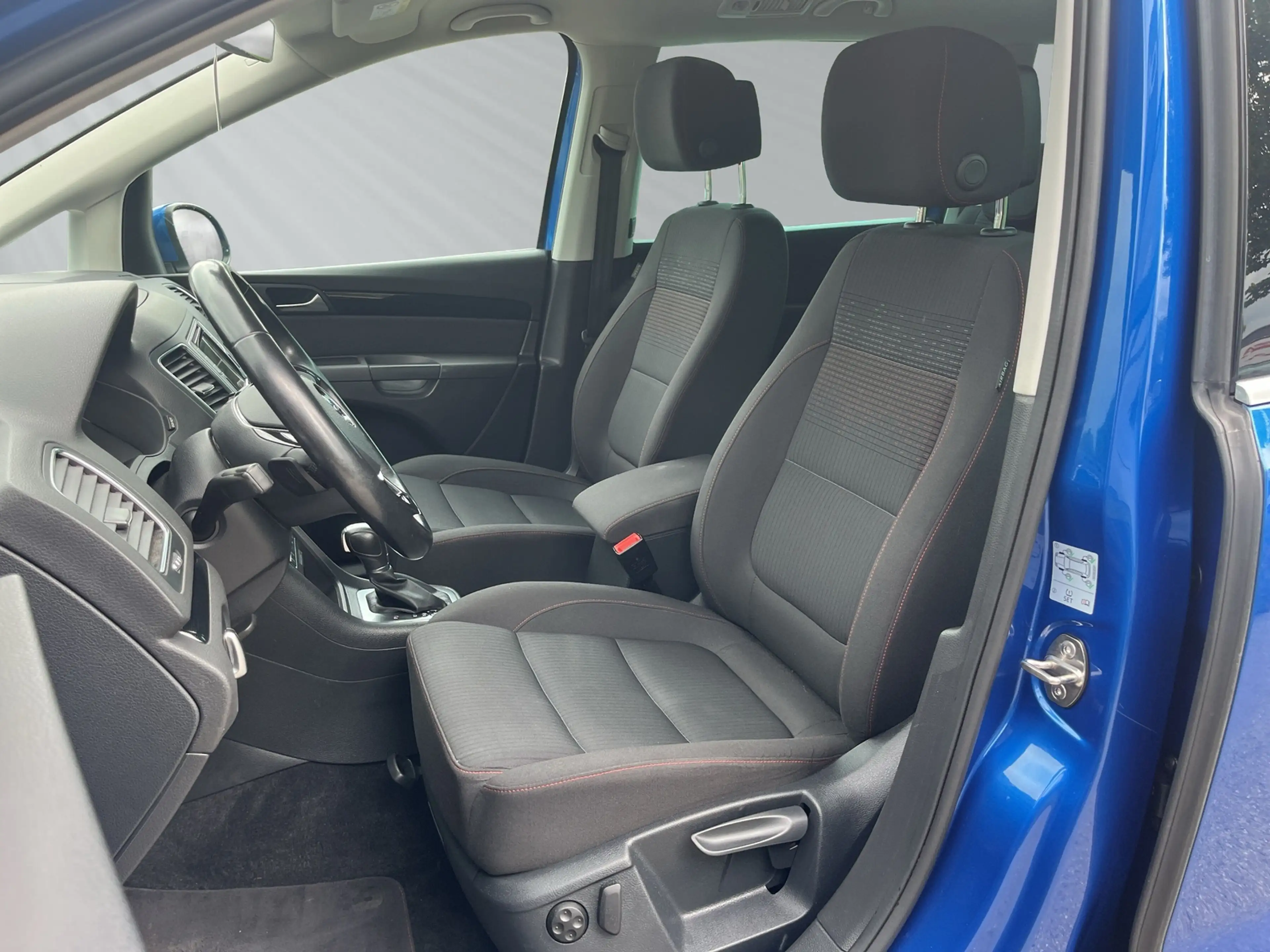 Volkswagen Sharan 1,4 TSI DSG SOUND  7.SITZER+ACC+NAVI+SHZ — photo 9