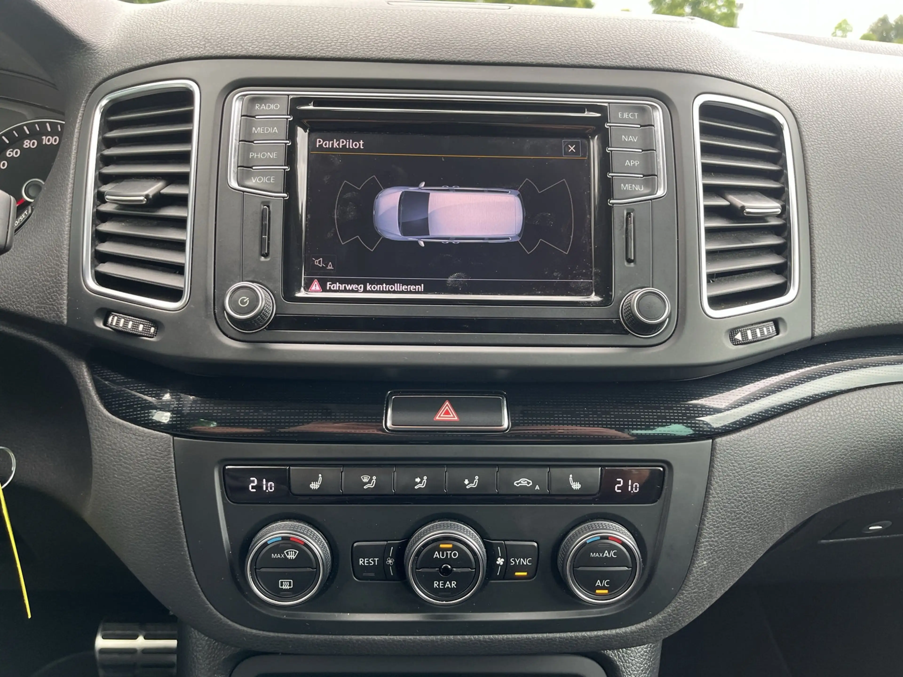 Volkswagen Sharan 1,4 TSI DSG SOUND  7.SITZER+ACC+NAVI+SHZ — photo 14