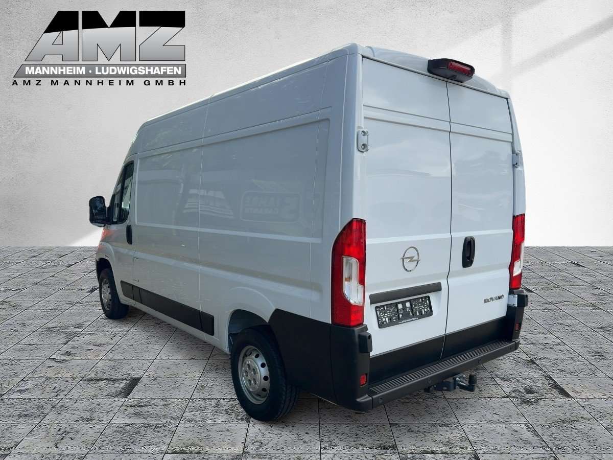 Opel Movano