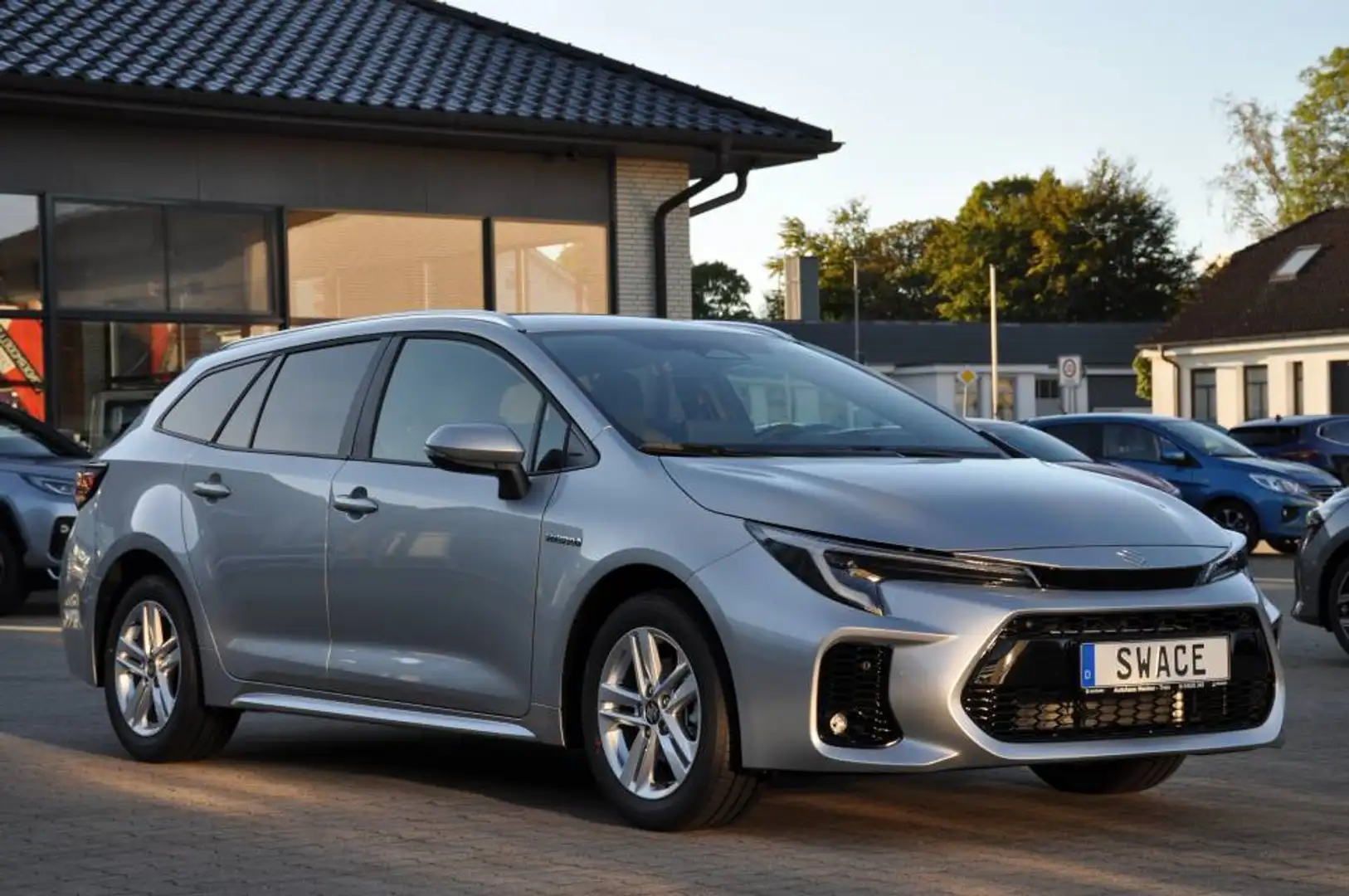 Suzuki Swace Comfort+ CVT Hybrid - Navi Nero - 2