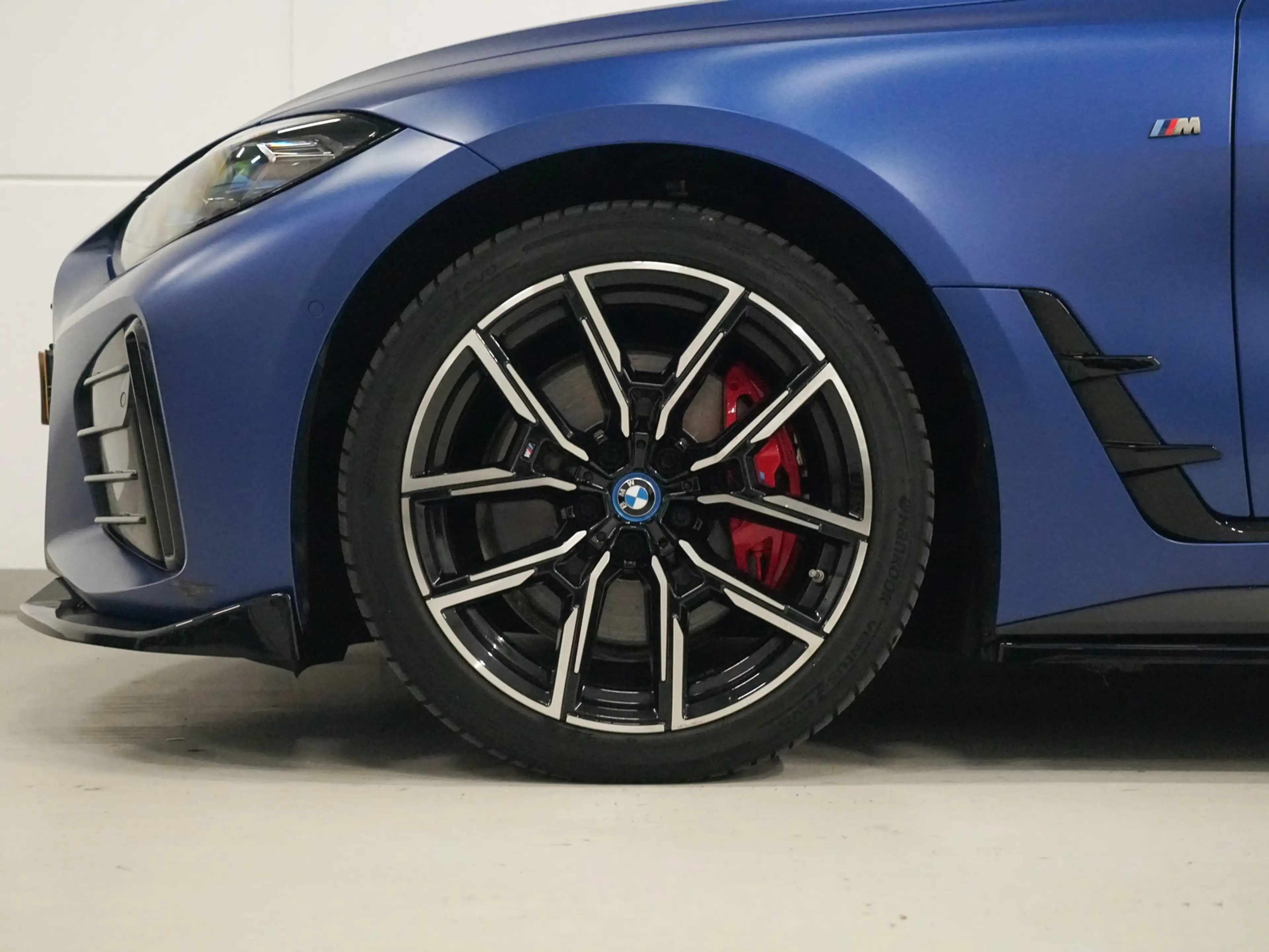 BMW i4 M50 Schuifdak | M Stoelen | Harman Kardon | CoPilo — photo 41