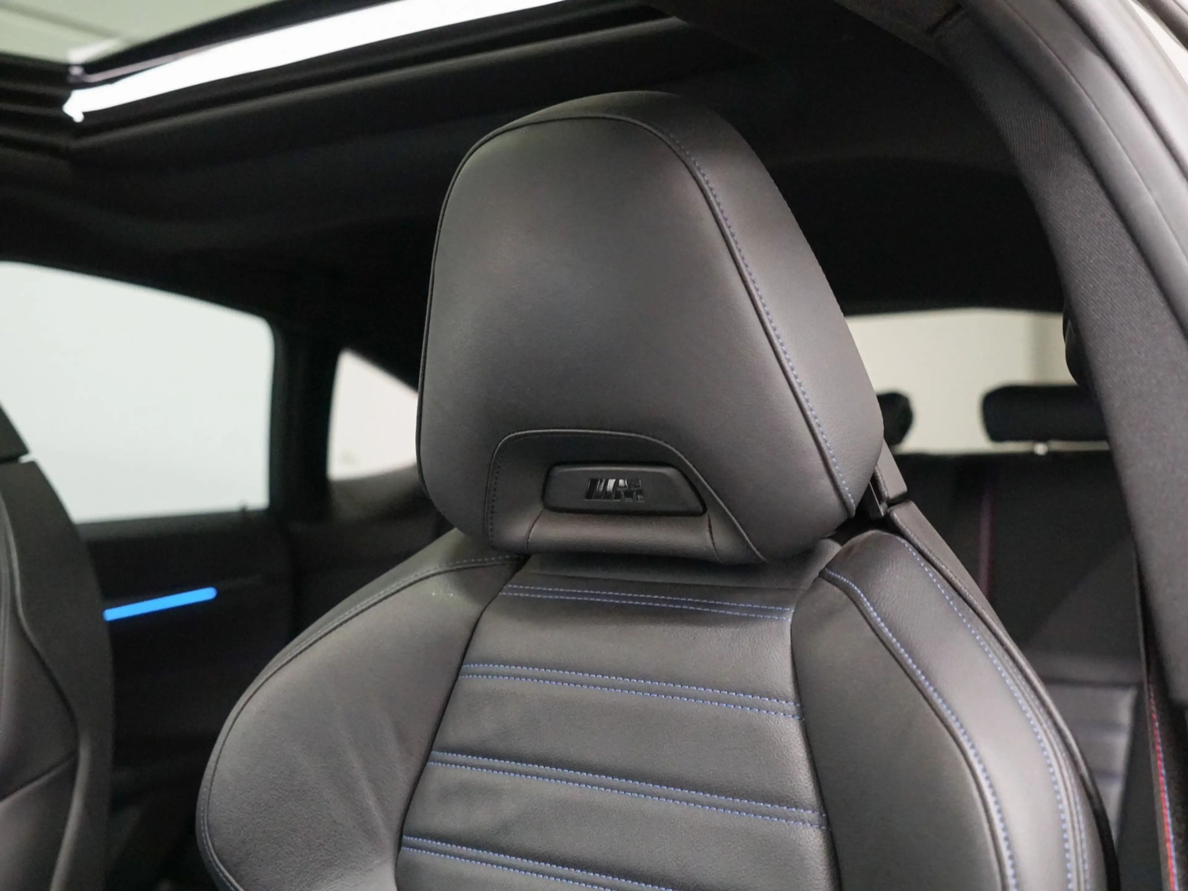 BMW i4 M50 Schuifdak | M Stoelen | Harman Kardon | CoPilo — photo 27