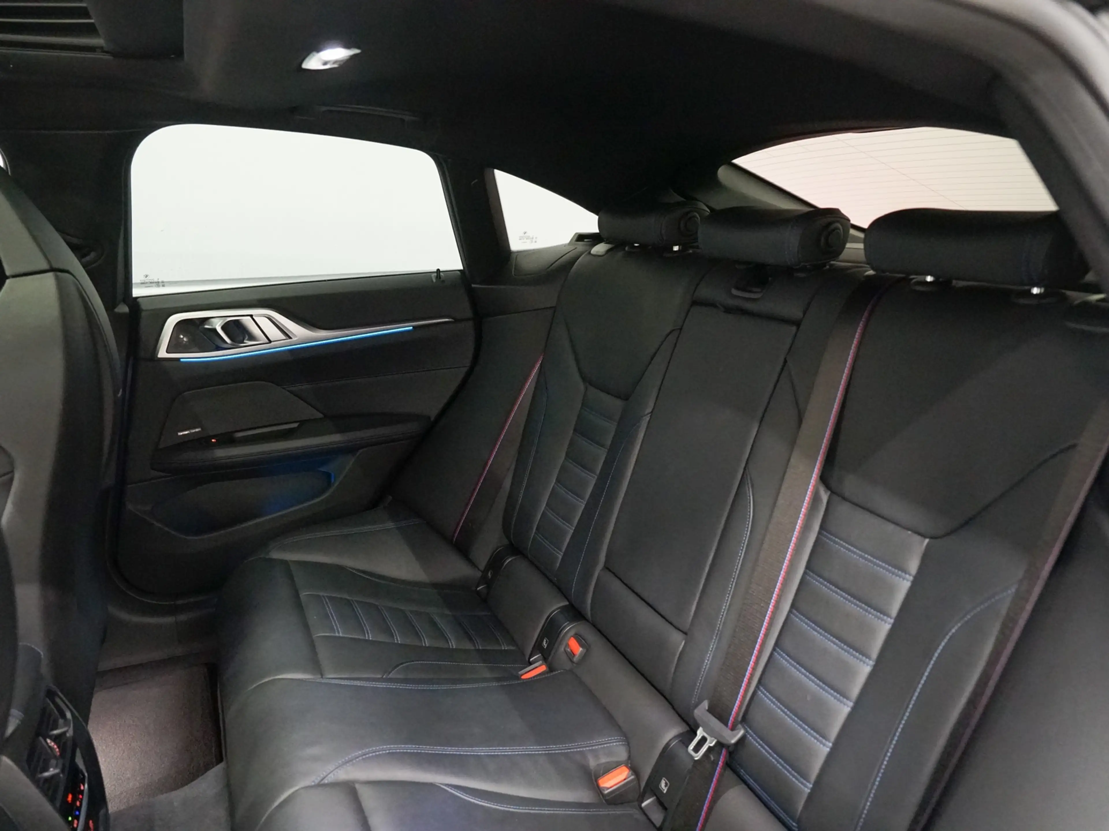 BMW i4 M50 Schuifdak | M Stoelen | Harman Kardon | CoPilo — photo 35