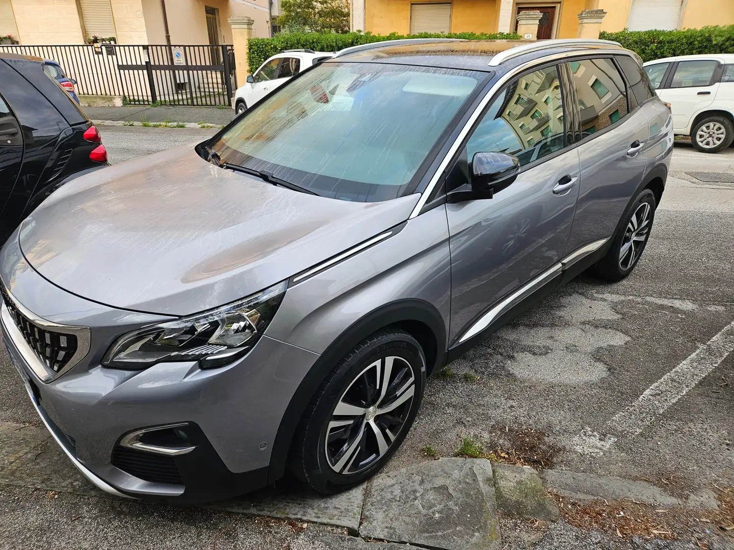 Peugeot 3008 3008 II 2016 1.6 bluehdi Active s Grigio - 1