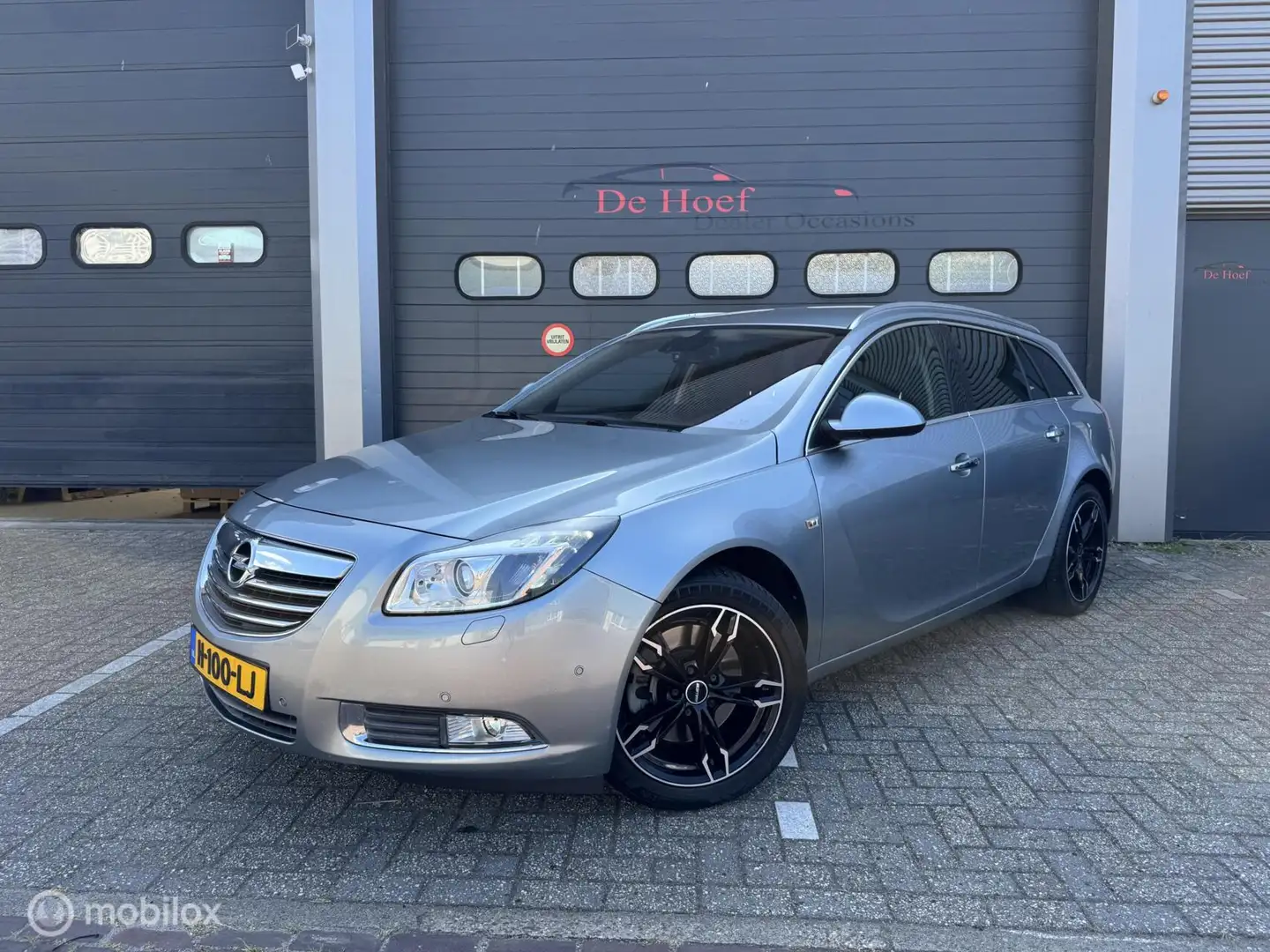 Opel Insignia Sports Tourer 2.8 T Cosmo 4x4 ✓Bomvol opties Grijs - 1