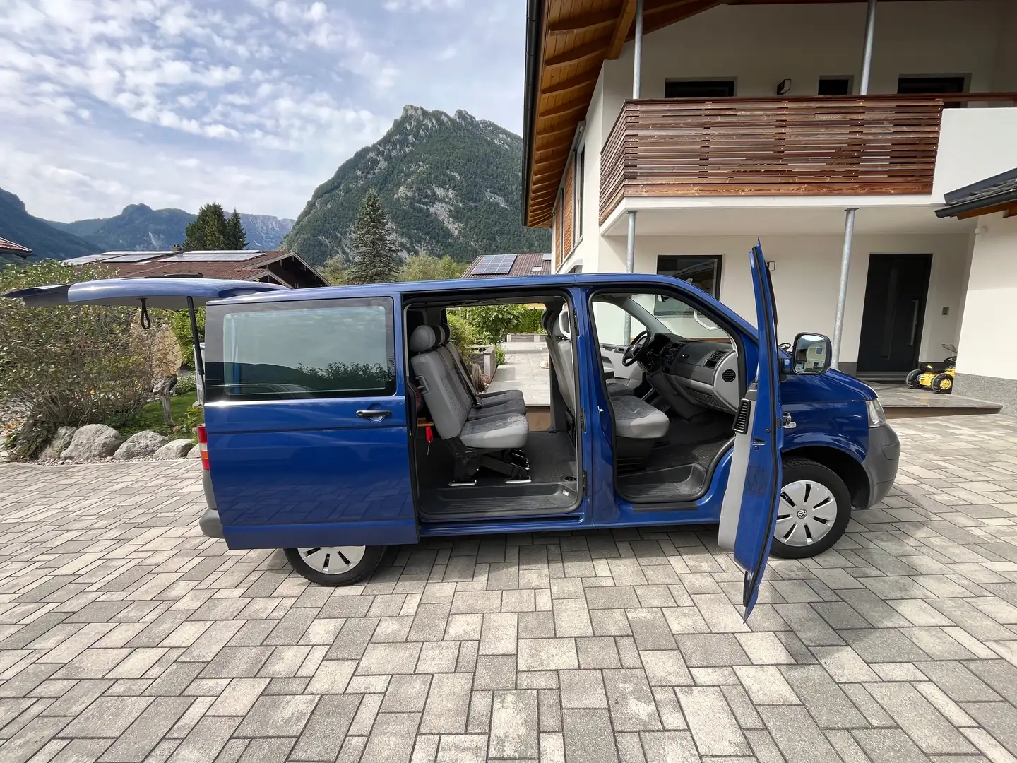 Volkswagen T5 102 PS TDI Neues Pickerl und Service Kék - 1