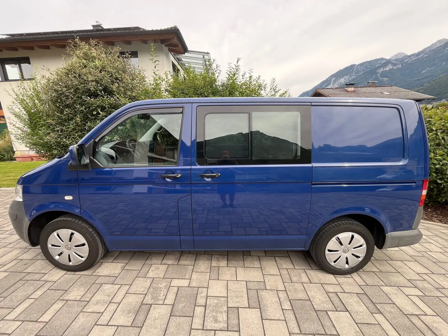 Volkswagen T5 102 PS TDI Neues Pickerl und Service Kék - 2