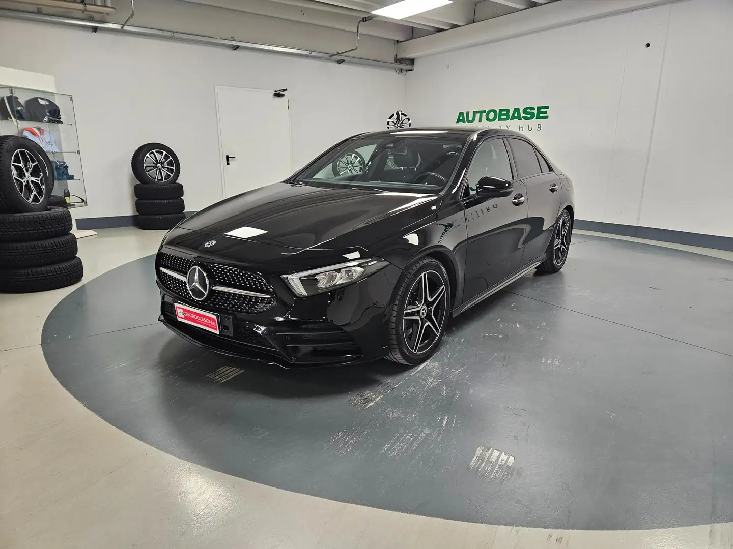 Mercedes-Benz A 220 A 220 Premium 4matic auto Nero - 1