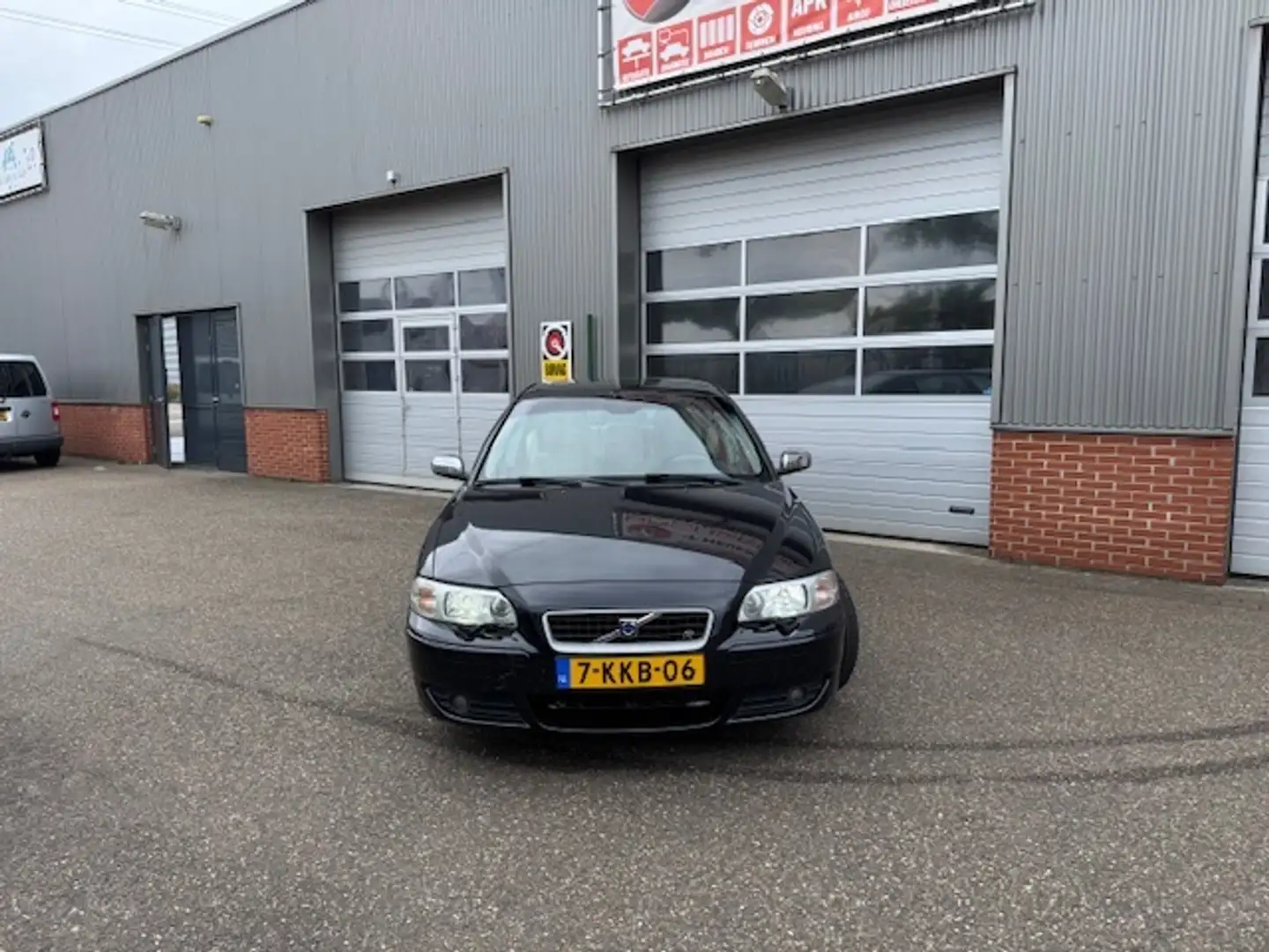 Volvo S60 2.5 R Zwart - 2