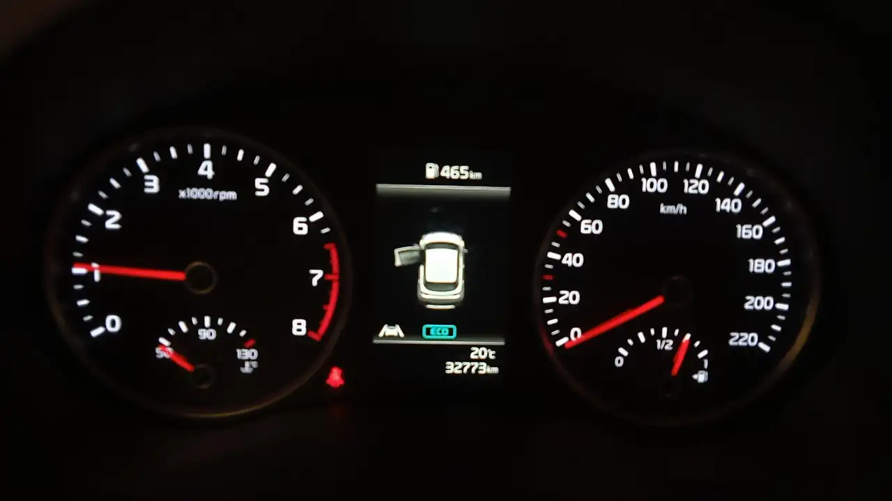 Kia Stonic 1.0 T-GDi MHEV Urban Techno&Design Pack 10